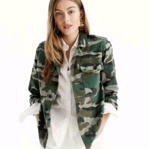 J. Crew Camo Button Up Denim Trucker Jean Shirt Jacket Shacket Size Small